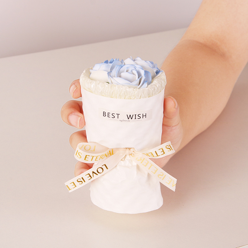 Mini 3 ice blue rose bouquet