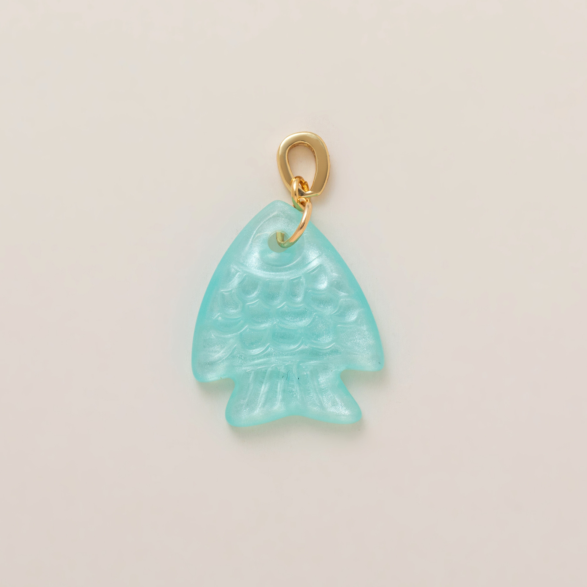 Light blue small fish