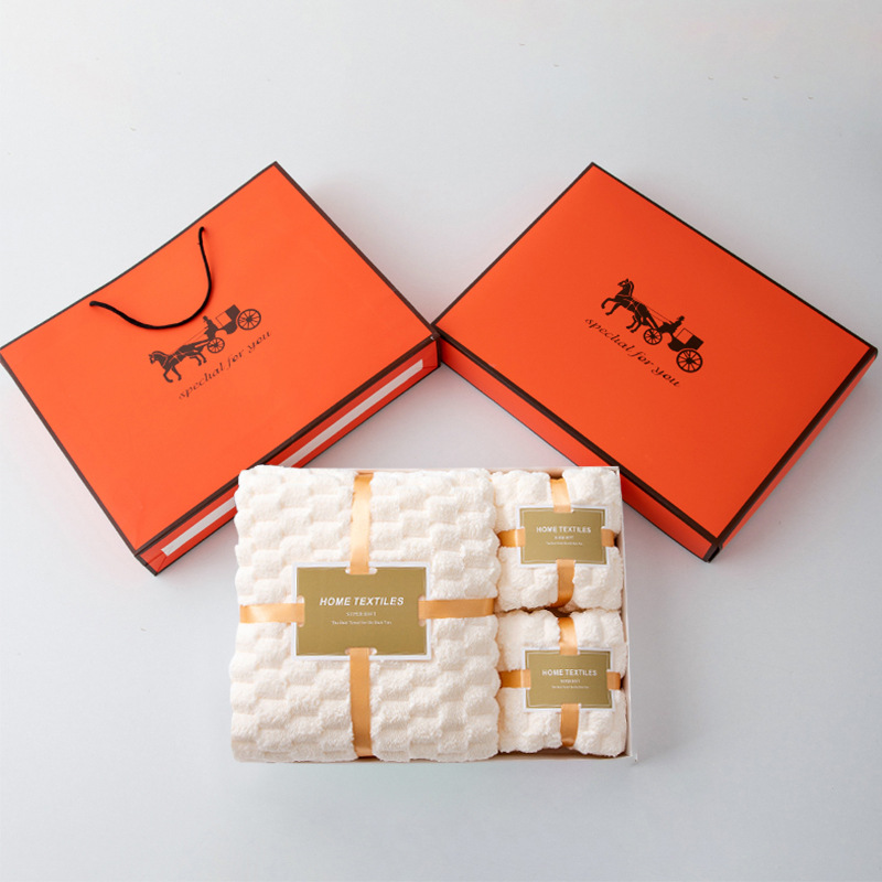 Cloud-patterned white and orange carriage gift box