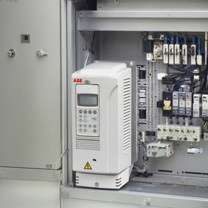 Control vectorial de velocidad variable para motores de 0,55 a 200 KW, accionamiento de CA de 0,75 a 200 Hp, accionamiento de CA de 220 a Hp - Product Image 1