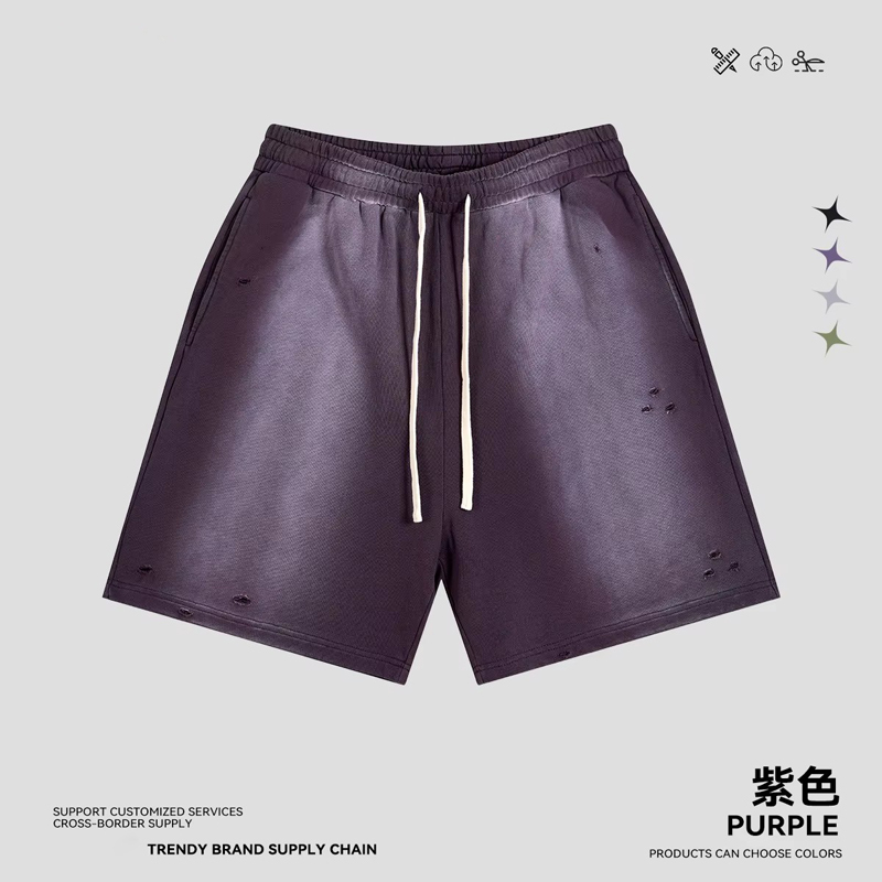 pantalones cortos morados