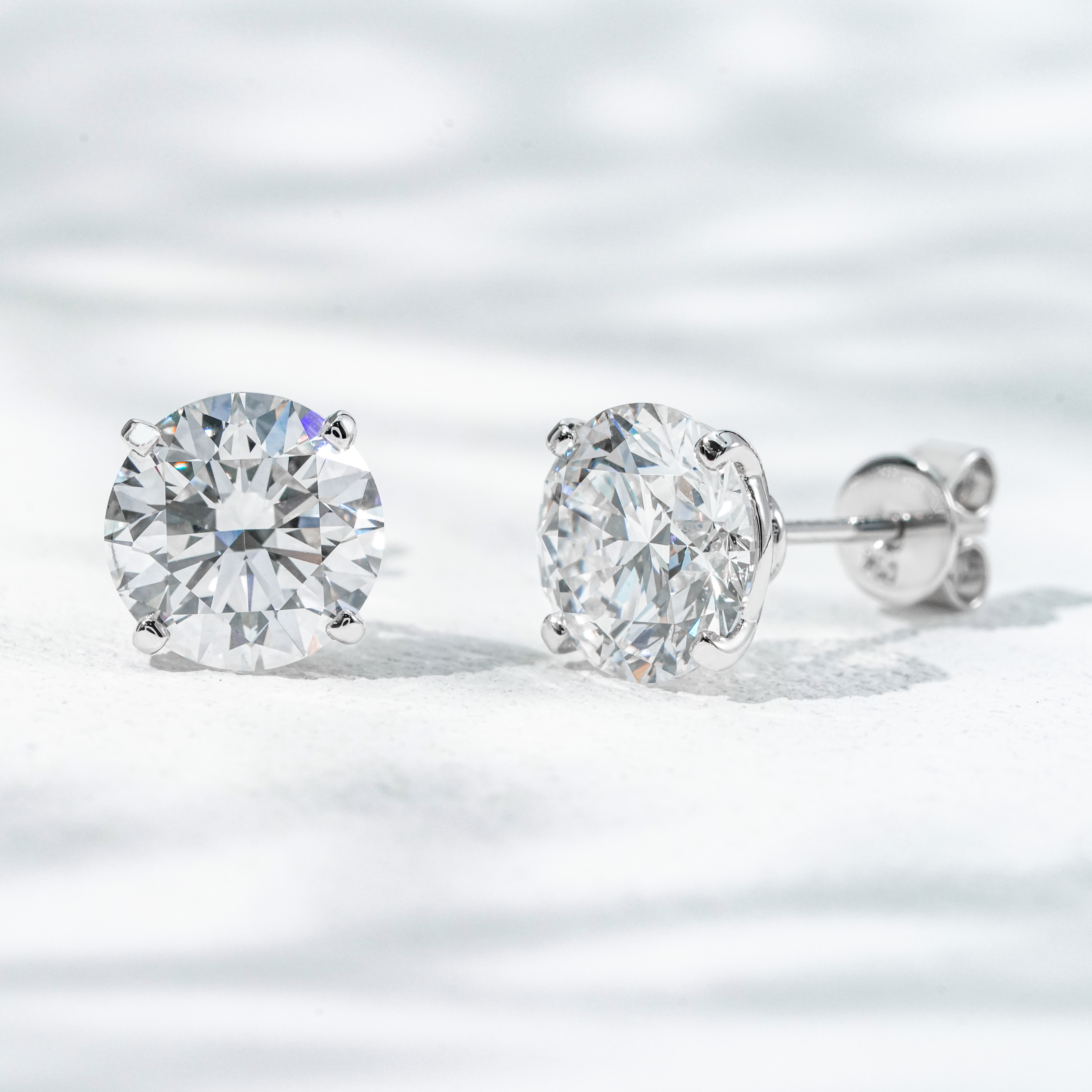Or blanc 14 carats