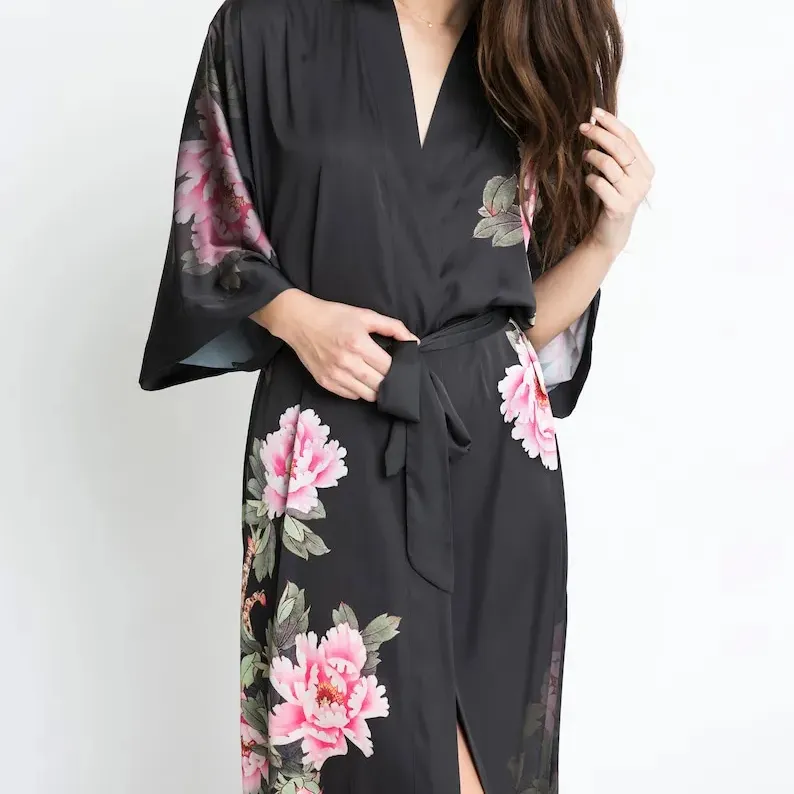 Vestido de dormir de cetim para mulheres, roupa de dama de honra, novo vestido de cetim estampado, atacado e fabricação em tamanho livre