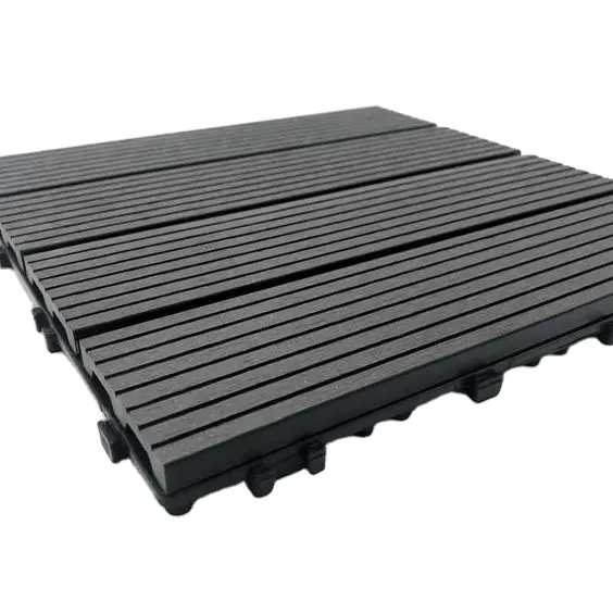 Funuote facile installazione piastrelle per ponti ad incastro impermeabili piastrelle per pavimenti compositi in plastica di legno WPC fai-da-te per esterni di alta qualità