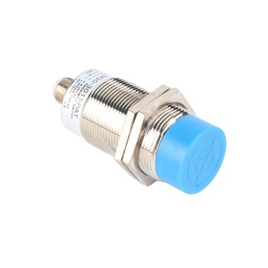 Interruptor de sensor de proximidad, rango de detección de LM30-3015PAT15mm 67 67 67 67 67 67 InductiveType - Product Image 1