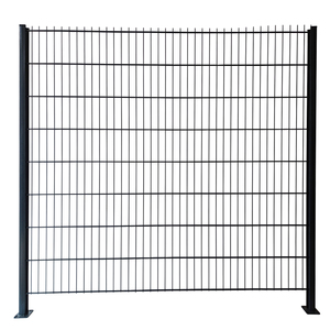 Buiten voetbalveld omheining gegalvaniseerd+poedercoating 8/6/8 dubbel draad gaas tuinhek 6/5/6 verstevigde draad CE gecertificeerd 2,4 meter hoog - Product Image 2