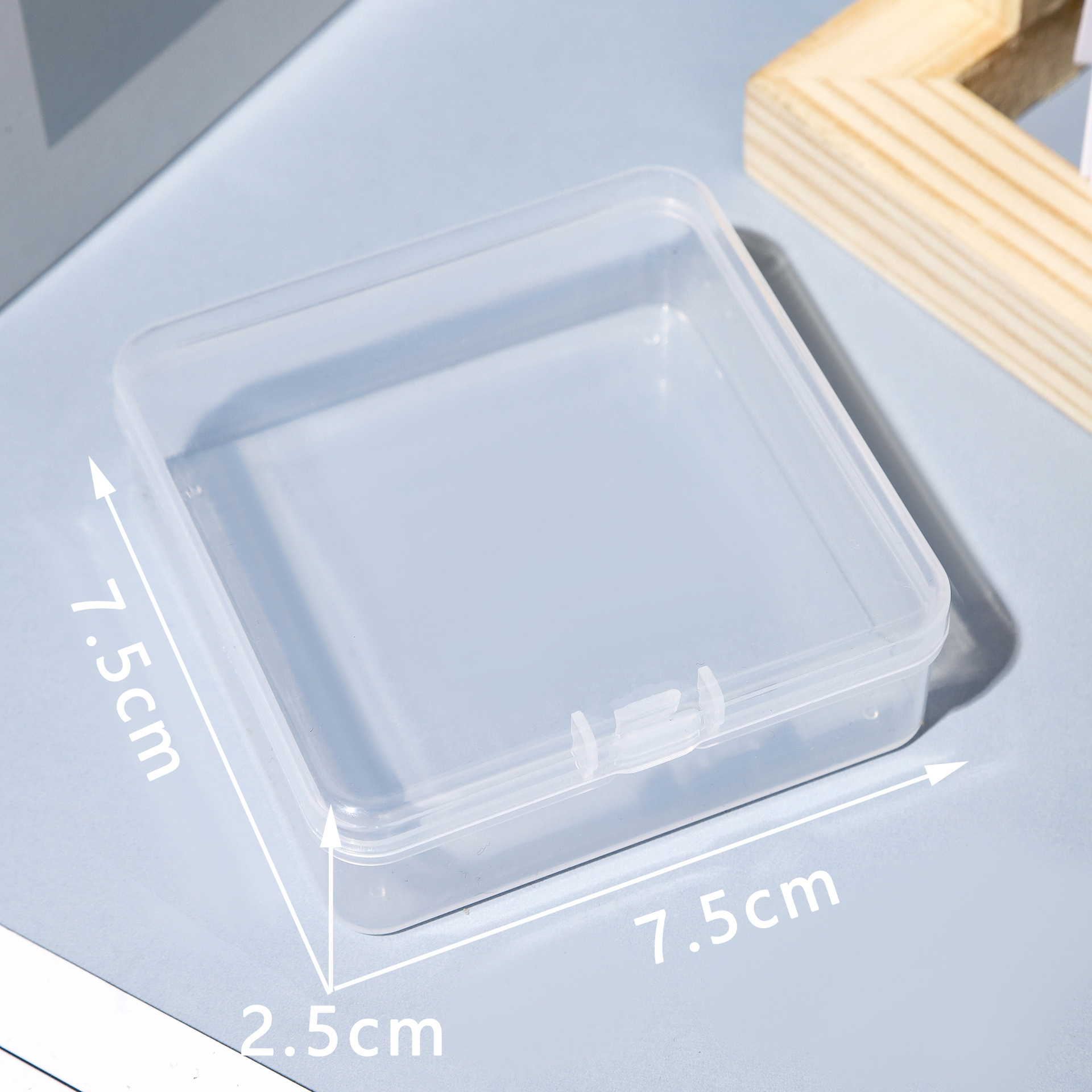 7.5*7.5*2.5cm