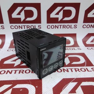 PLCのためのオリジナルの真新しいE5CN-R2TDU-ACDC24温度のコントローラーの多入力プラグイン - Product Image 1