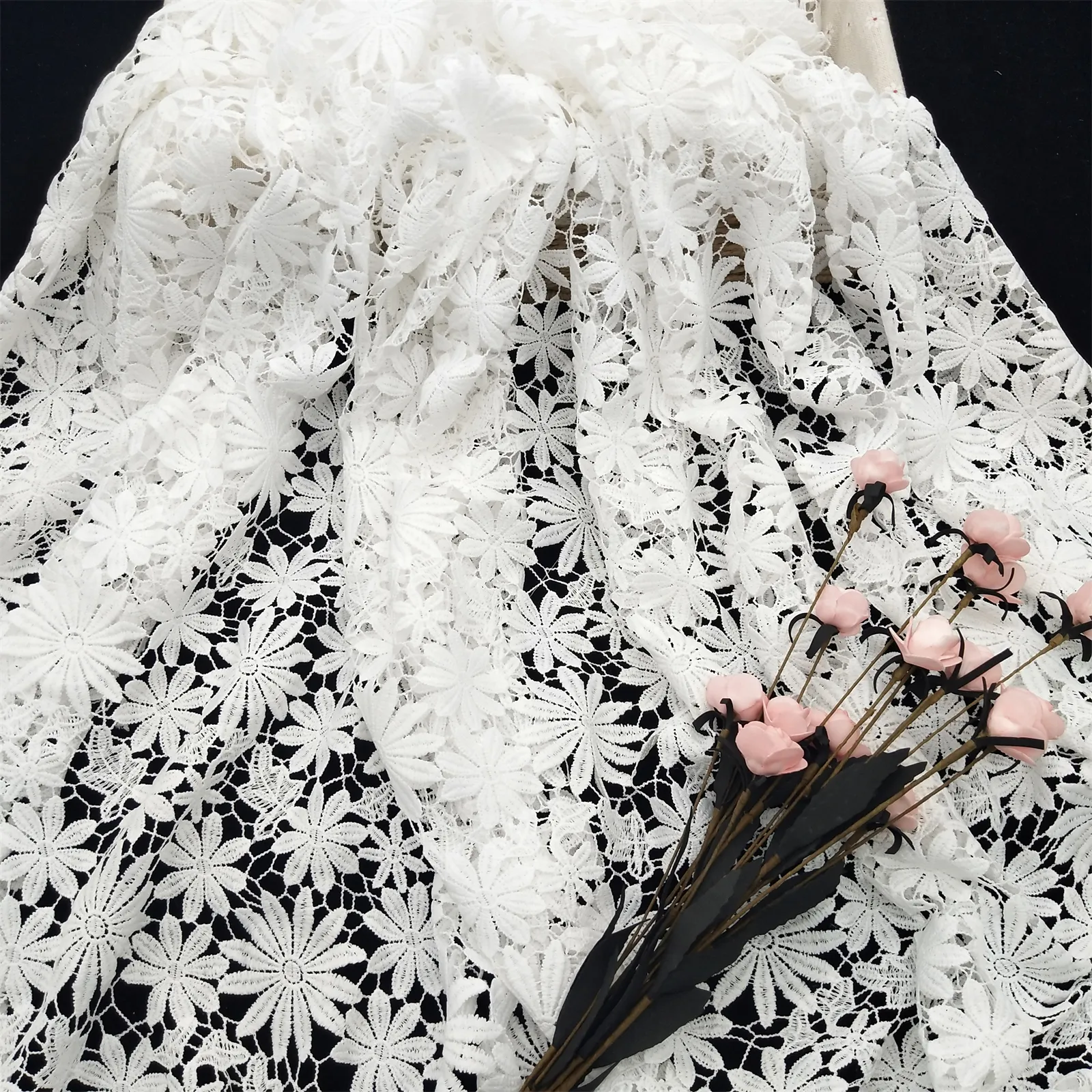 Gaun Daisy Bordir Putih Renda Bunga Guipure Renda Membuat Kain Renda