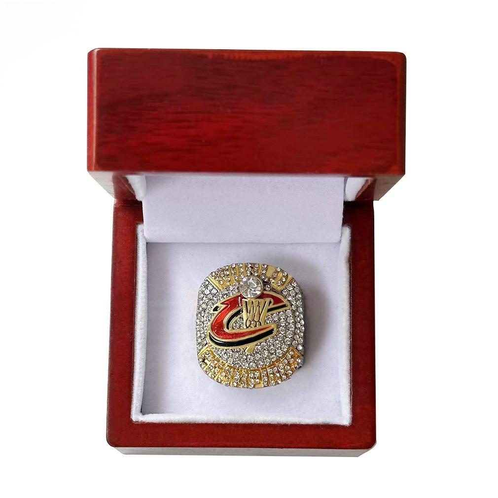 Anillo con caja (Kyrie Irving)