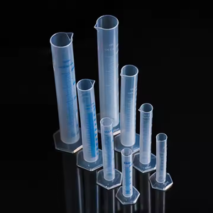 High-<strong>Precision</strong> Measuring Cup for Laboratory <strong>Solutions</strong> and Sample Preparation - Product Image 2