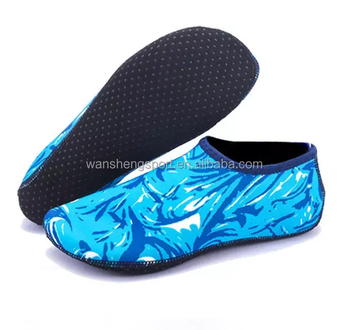 Thermal Free Water Resistance Sand Soccer volley Beach nuoto scarpe sportive calze da immersione flessibili in Neoprene antigraffio