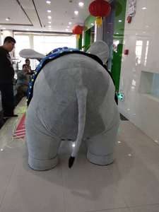 大人のハロウィーンぬいぐるみ動物コスチュームのための4本の足の象のカスタマイズされたインフレータブル象のマスコットコスチューム