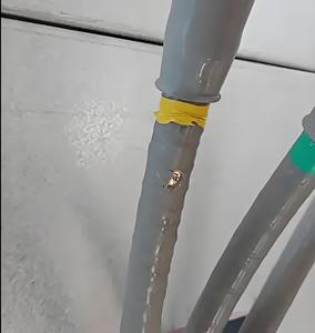 מקור המפעל יכול להיות מותאם אישית צינור התקנה פשוט בידוד ללא להחליק