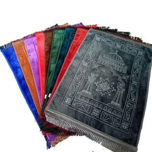 可洗聚酯伊斯兰祈祷地毯地毯不同毛绒图案家居穆斯林清真寺祈祷垫使用100% 聚酯背 - Product Image 1