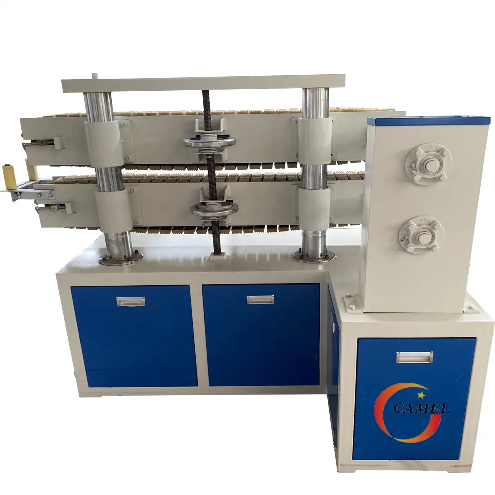 Máquina de desligamento para fabricação de tubos de pvc/máquina auxiliar da tração na linha de extrusão do perfil do painel de tubulação de plástico