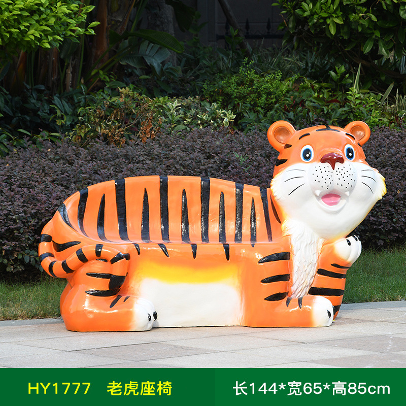 Tigre acostado