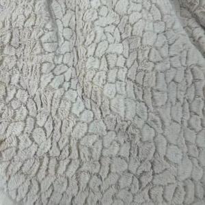 100Polyester Thỏ Giả Lông Thú Vải Bàn Chải Hoa Mềm Mại Trắng PV Vải Cho Áo Khoác Mùa Đông, Đồ Chơi Và Chăn - Product Image 6