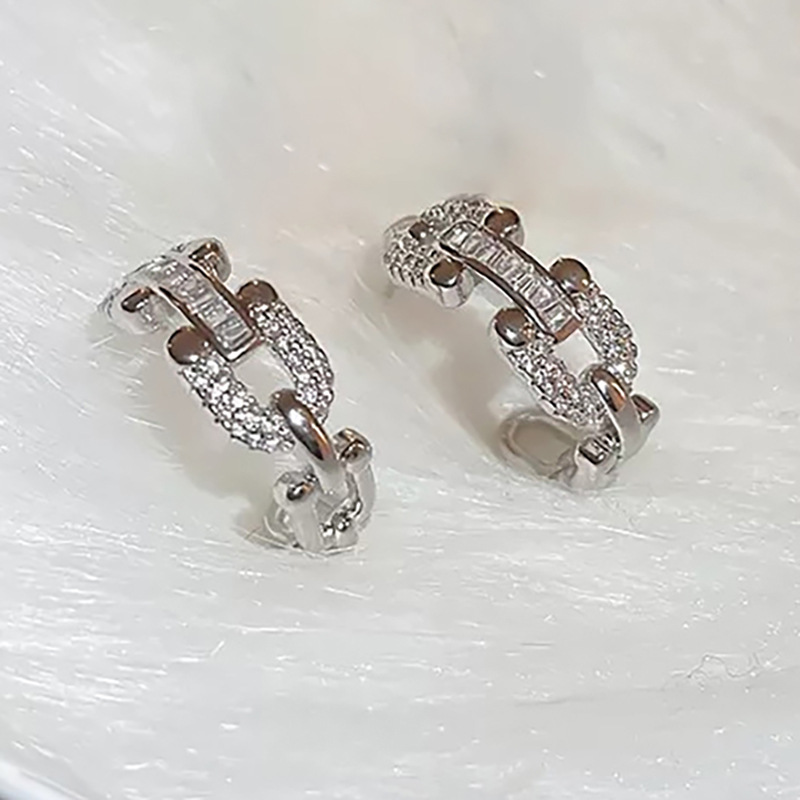 E2442 white gold