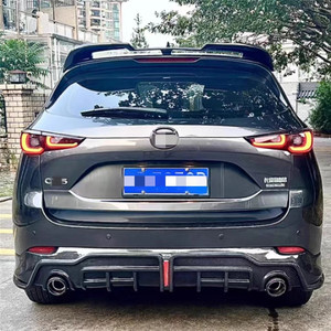 CX-5 2022用のCARBODYキットのフロントおよびリアバンパーガード