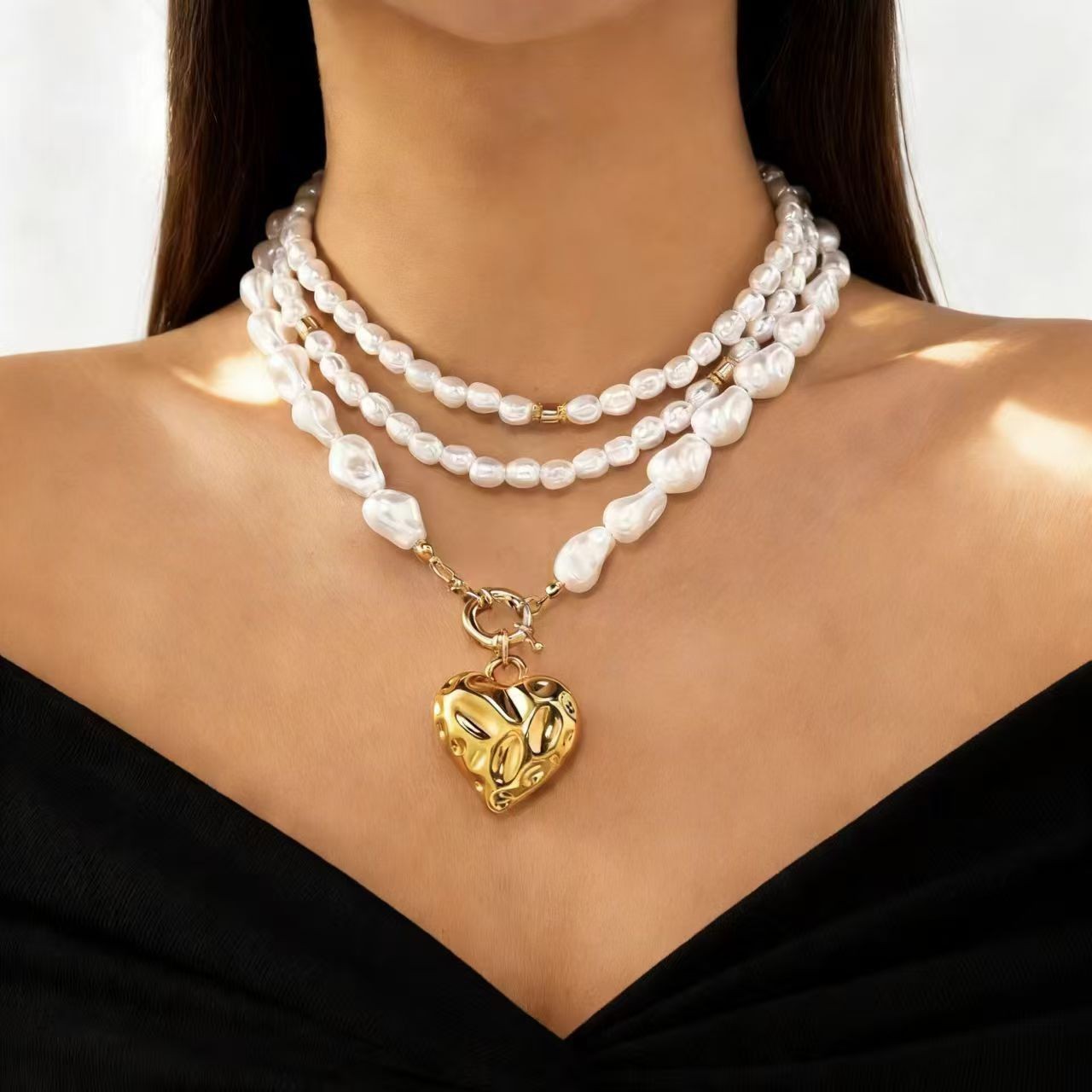 Gold Heart Pearl Necklace