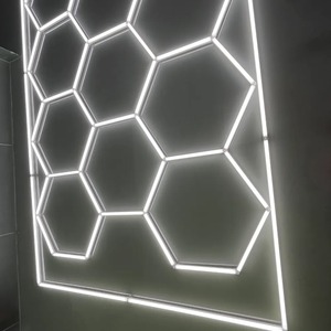 Kurulumu kolay petek <span class=keywords><strong>araba</strong></span> detaylandırma tavan ışık garaj lamba altıgen <span class=keywords><strong>Led</strong></span> ışık