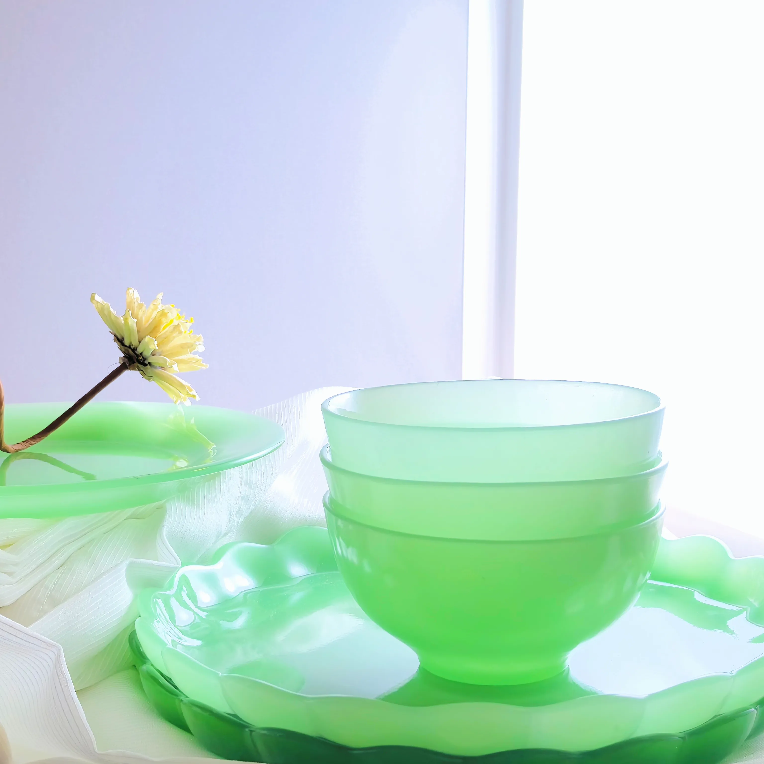 Hot Selling 5" Opal Green Glass Soup Bowl Jade Glass Milk Glass Bowls For Restaurant