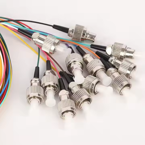 Fabrika 12 çekirdek <span class=keywords><strong>FC</strong></span> OM3 şerit Pigtail tek çekirdekli Pigtail <span class=keywords><strong>0.9</strong></span> sıkıca kılıflı Fusion ekleme 12 renk Fiber için özel