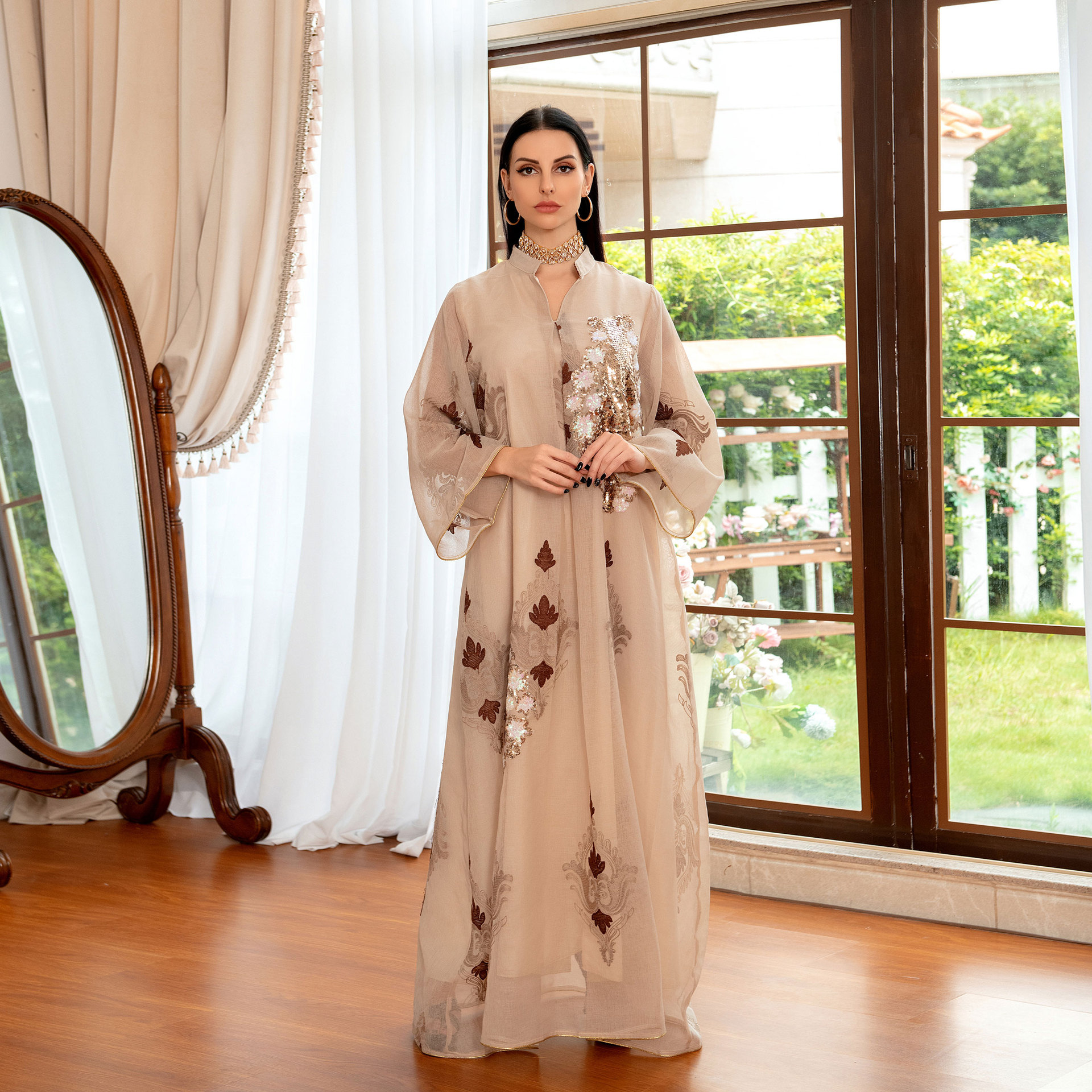 Middle East Women's Muslim Evening Dress Sequin Embroidered Dress Women Islamic Abaya Loose Autumn Casual Dress Islamic Clothing