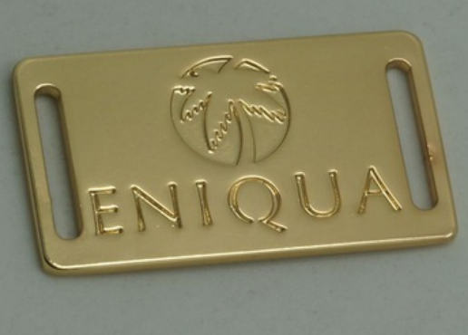 Colgar oro chapado en oro