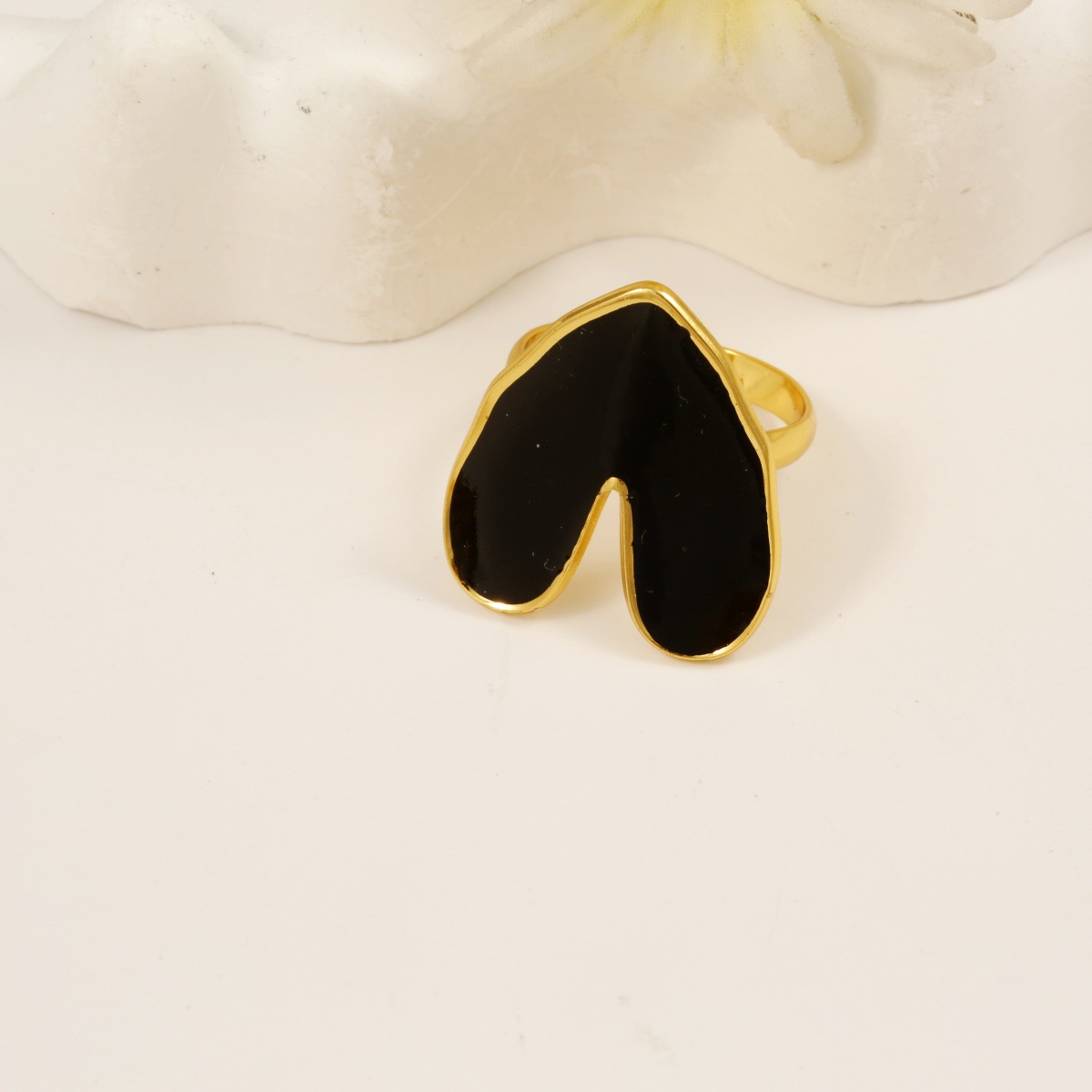 Bonté amoureuse noire