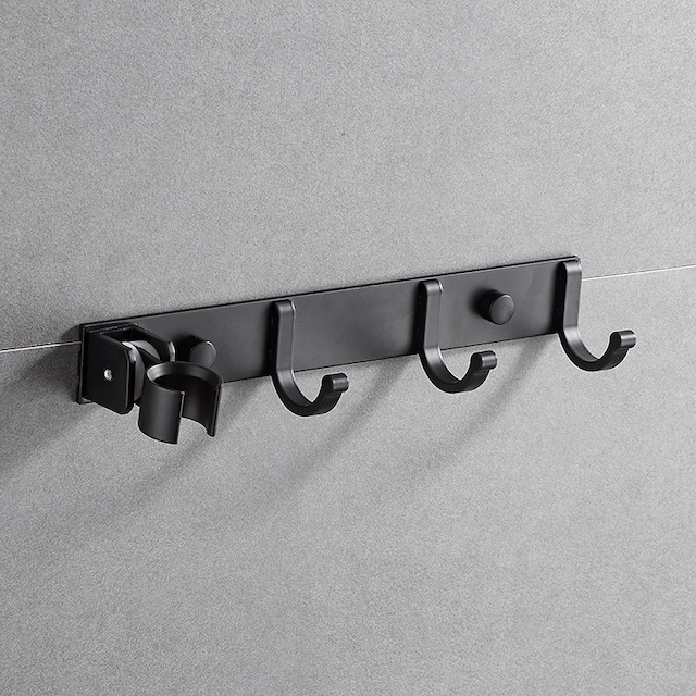 black/3 Hooks