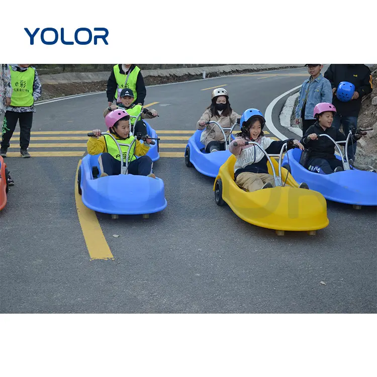 New Outdoor Sport Entertainment Park Products Colorful Unpowered Gravity Scooter Riders