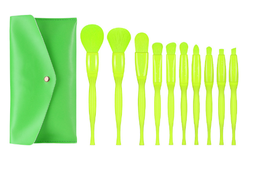 Ensemble de pinceaux de maquillage verts