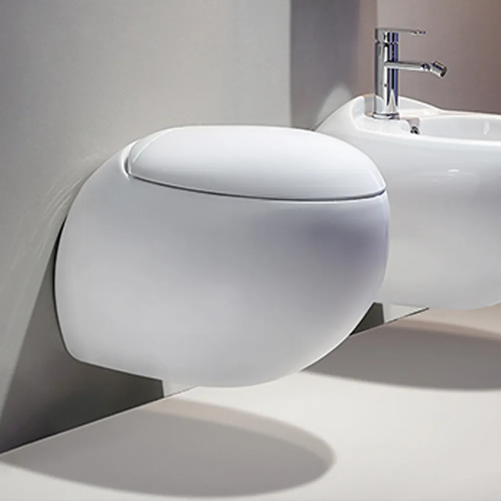 Set da bagno moderno da parete wc a forma di uovo wc con struttura monoblocco P-Trap Set carino e completo