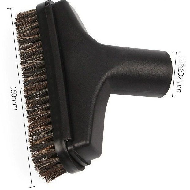 Small square brush with horsehair blend