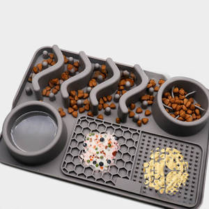多合一防滑食物水慢速宠物喂食器狗碗宠物舔垫食品级硅胶多功能舔狗碗 - Product Image 5