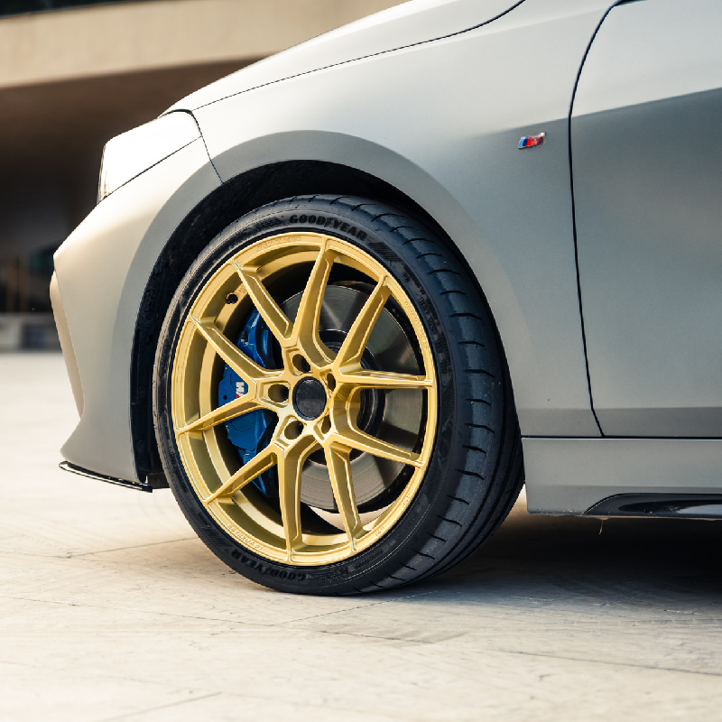 โกลเด้น