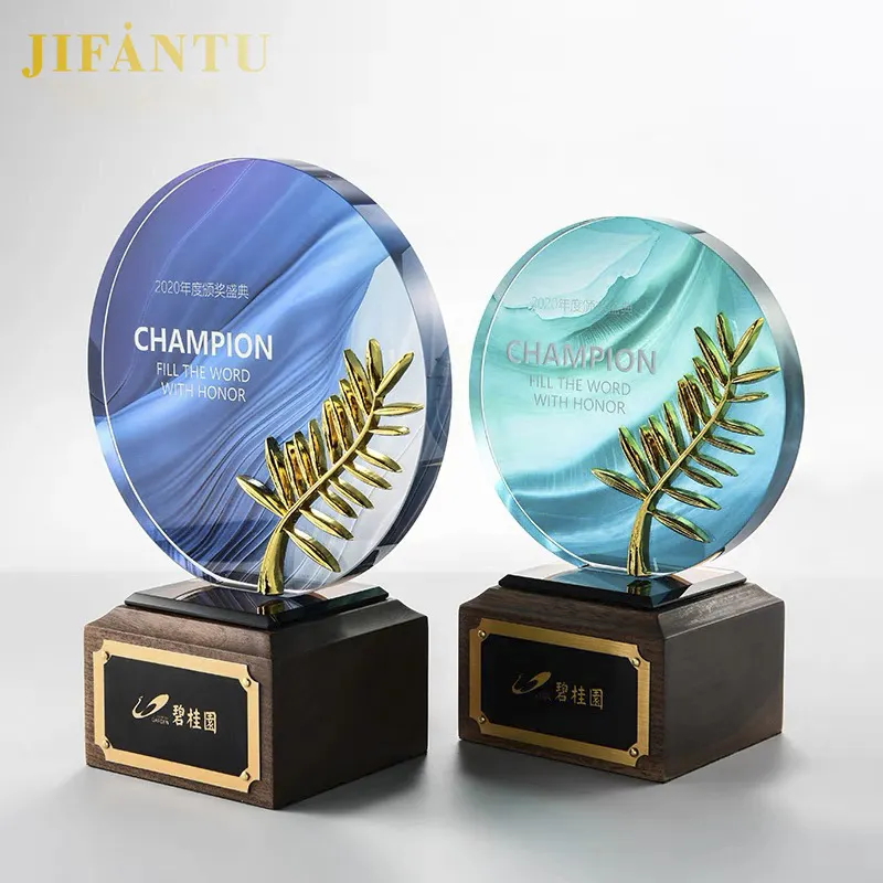 Usine personnalisée cristal trophée base de noyer feuille de palmier k9 cristal marque acrylique trophée société réunion annuelle école prix trophées