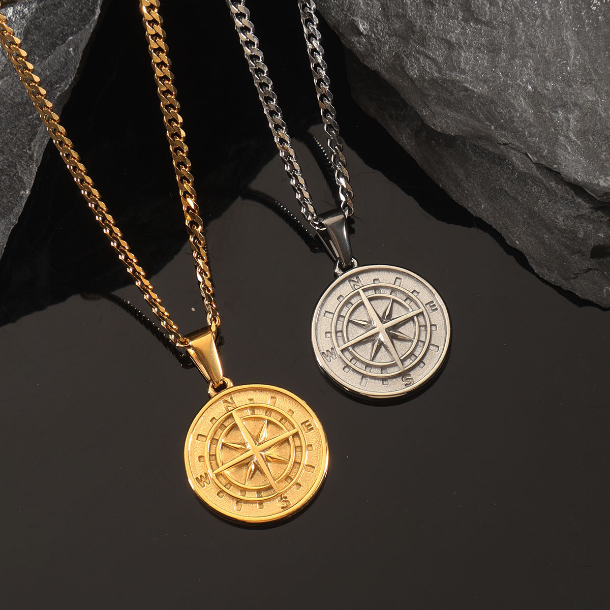 Pendentif boussole avec chaîne cubaine_1