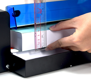 เครื่องตัดกระดาษด้วยมือที่มีคู่มือเลเซอร์ - Product Image 3