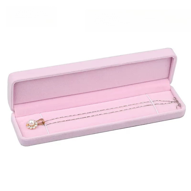 Scatola rosa a catena lunga