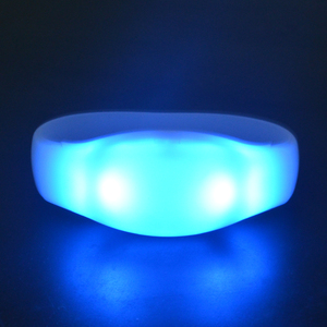 2024新しいSJ-B15 4leds 433 DMXリモコンRGBLEDブレスレットフェスティバル懐中電灯ファブリックLedリストバンドイベント用 - Product Image 1