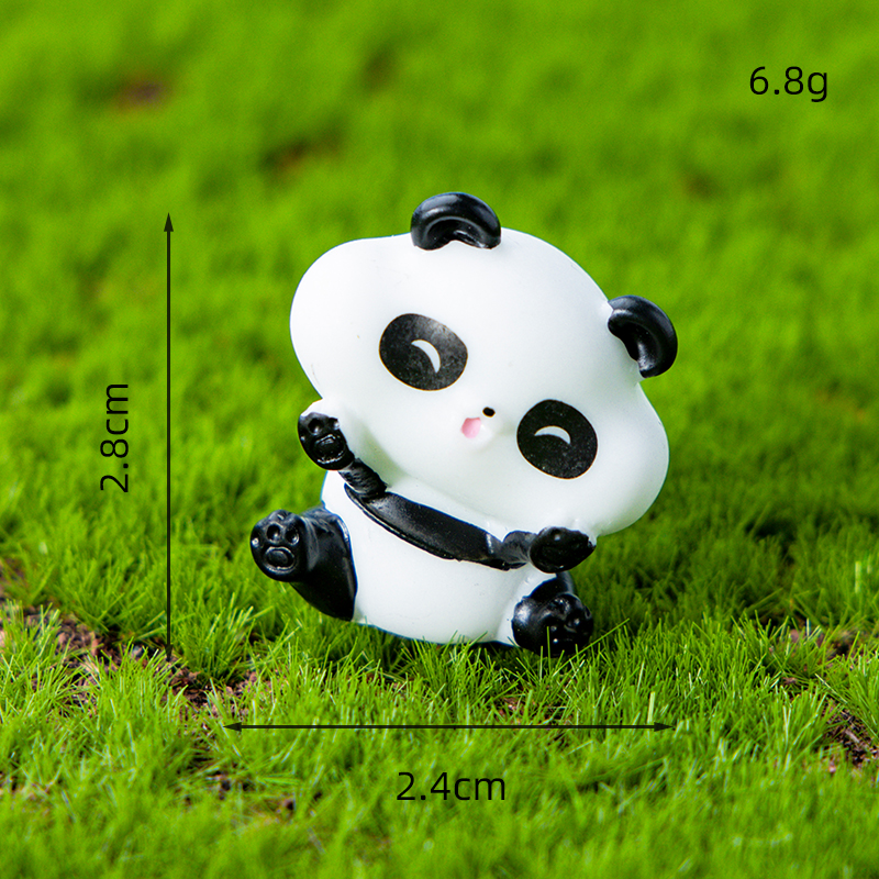 En agitant la main panda