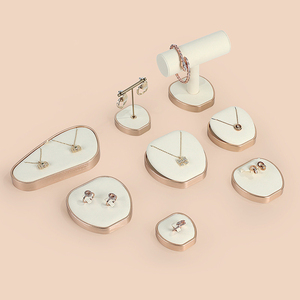 Jinsky Beige Color Jewelry Display Set Golden Frame <strong>apple</strong> Shape Jewellery Stands Oval Shape Platform for Counter showcase - Product Image 4