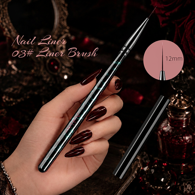 Pinceau liner pour ongles