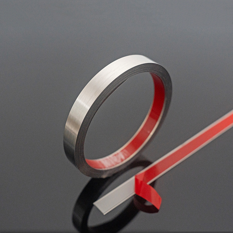 Hairline argent