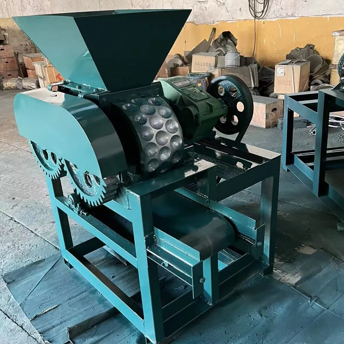 Wood Charcoal Briquetting Machine Mineral Powder Ball Press Scrap Coke Dust Briquette Machine