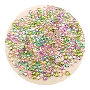 ホット販売1000個6MMシャイニーABクリスタルラブハートシェイプフラットバック<span class=keywords><strong>3D</strong></span>ネイルアートダイヤモンドジェムスクラップブッキング装飾用ラインストーン