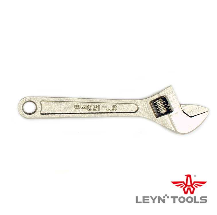 Light Handle Adjustable Metal Spanner Carbon Steel Adjustable Wrench